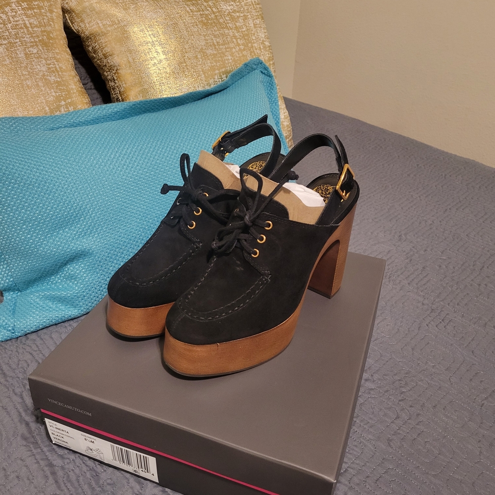 Vince Camuto Black and Tan Platform Heels - Picture 2 of 7